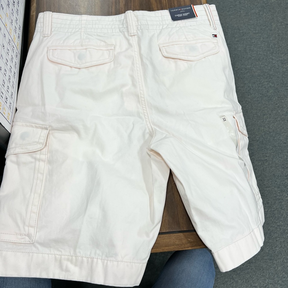 Tommy Hilfiger cargo shorts